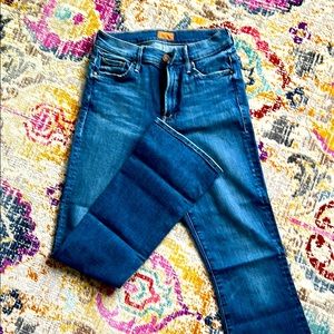 Mother’s insider ankle Jean
